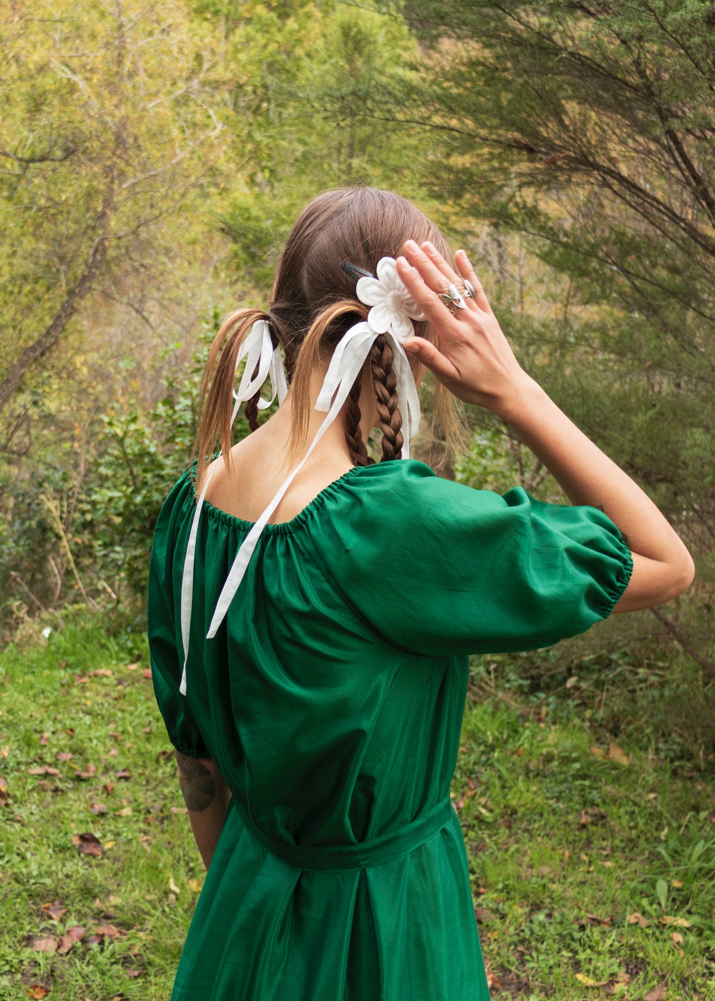 Buttercup Hair Clip | Ivory Silk
