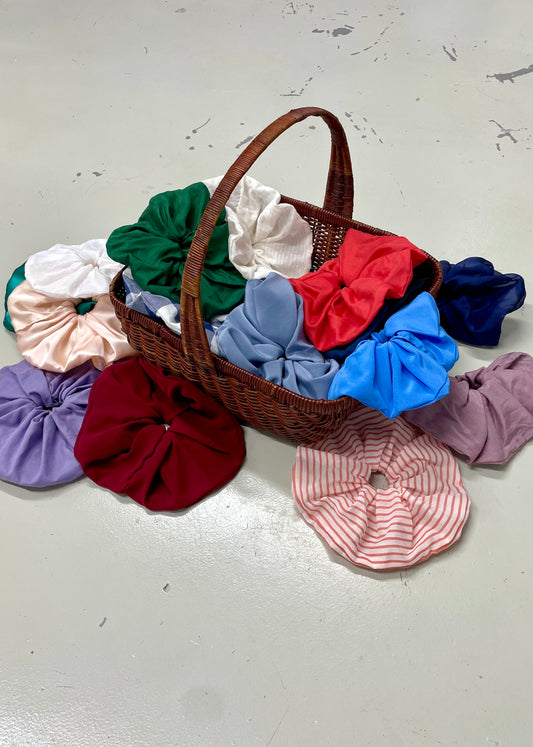 Eva Scrunchie | Plain