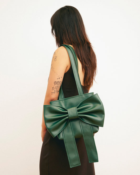 Caitlin Snell | Market Bag | Leather | Vinyl | Bow Bag | Handmade | Ethical Fashion | Sustainable Fashion | Gift | New Zealand Made | Small Business | Natural Fibre | Durable | Chic | Hair Accessory | Slow Fashion