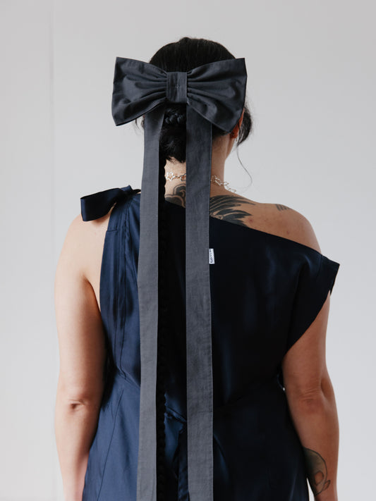 Look 4 | Charcoal Long Hair Bow