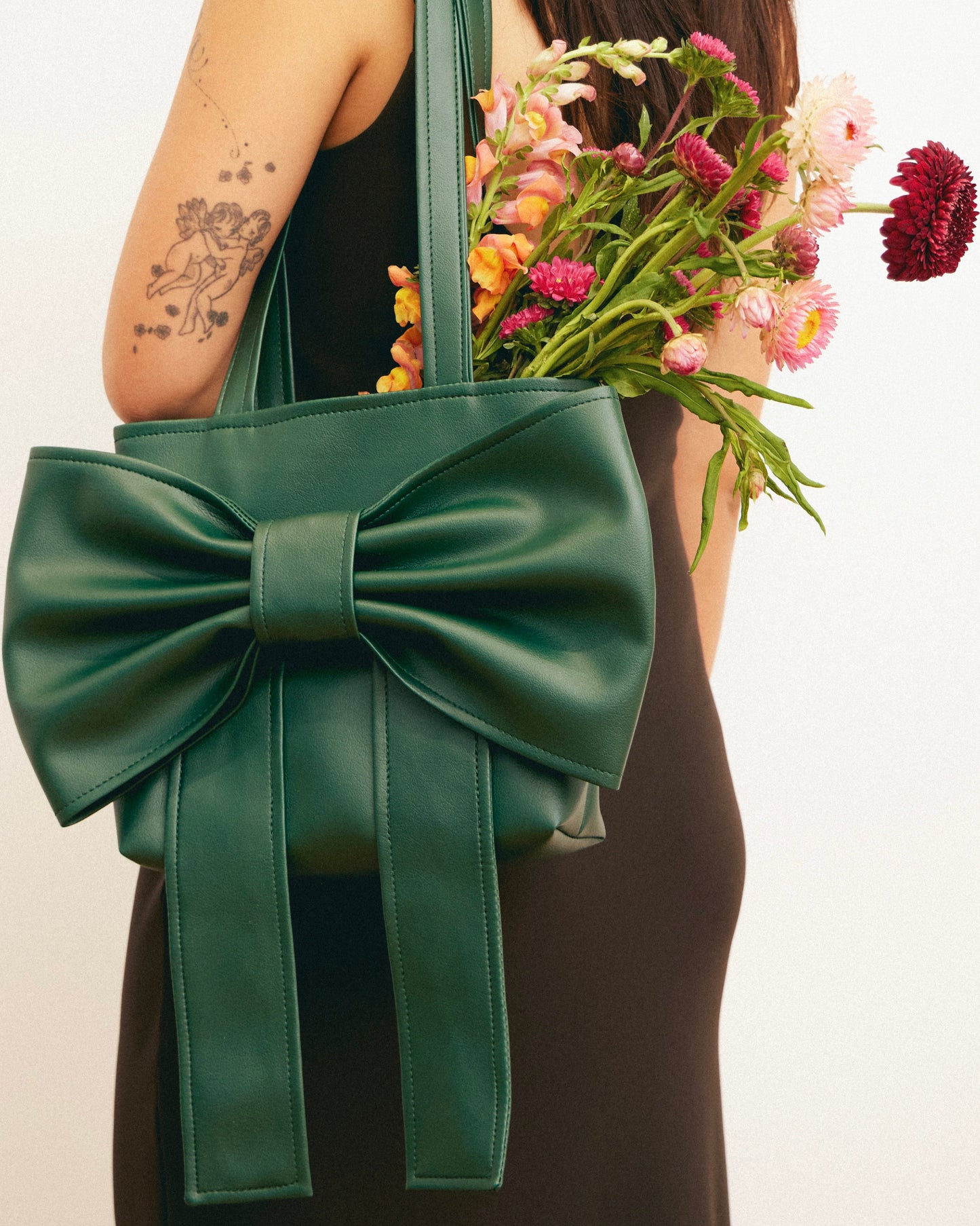 Caitlin Snell | Market Bag | Leather | Vinyl | Bow Bag | Handmade | Ethical Fashion | Sustainable Fashion | Gift | New Zealand Made | Small Business | Natural Fibre | Durable | Chic | Hair Accessory | Slow Fashion 