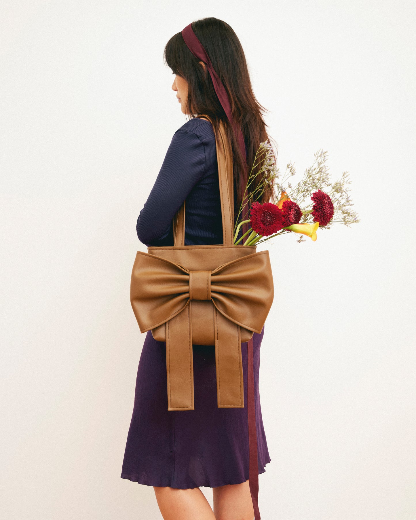 Caitlin Snell | Market Bag | Leather | Vinyl | Bow Bag | Handmade | Ethical Fashion | Sustainable Fashion | Gift | New Zealand Made | Small Business | Natural Fibre | Durable | Chic | Hair Accessory | Slow Fashion 